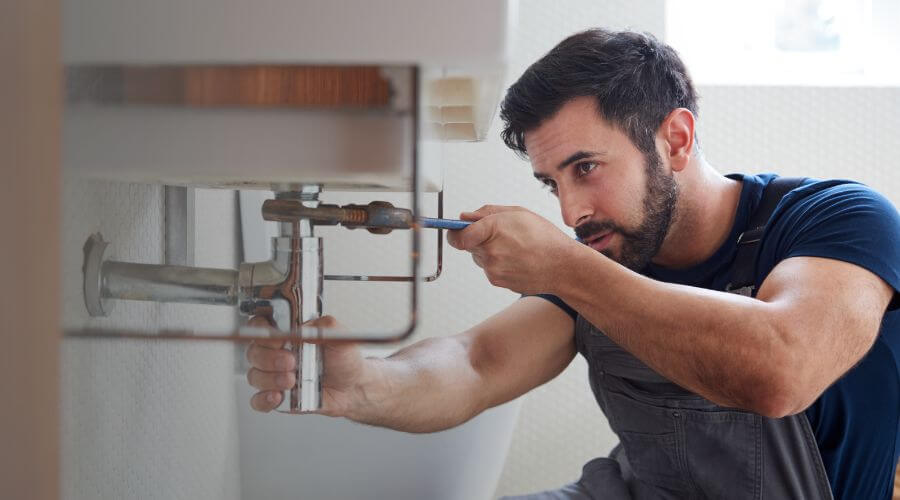 Water heater leaking fix in Concho, AZ